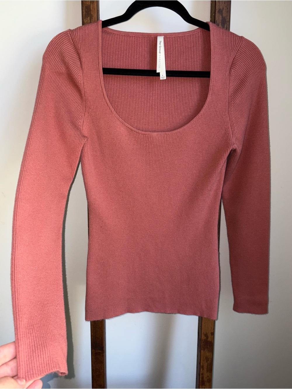 Aritzia Babaton Sculpt Knit Scoopneck Longsleeve Wool Blend Sweater Large Rose